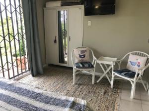 The West Wing guest suite. Pringle Bay.