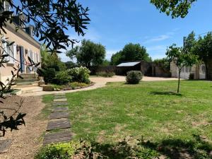 Gîte et location de meublés La Grande Menuère photo 9