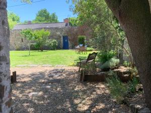Gîte et location de meublés La Grande Menuère photo 12