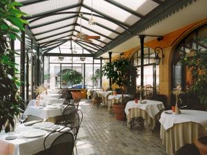 Hotels Hotel De France : photos des chambres