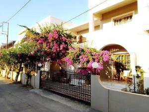 Irini Apartments Chania Greece