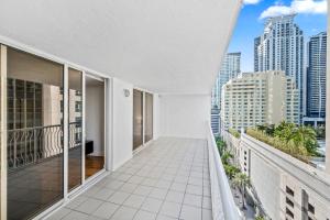 Luxury 1 Bedroom Apartment • Brickell • City and Ocean View