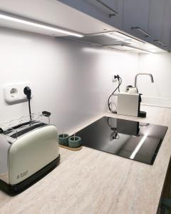 Hillside Apartment with AC & heating in Grande Maison