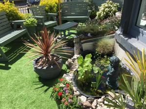 The Glenroy Guest House