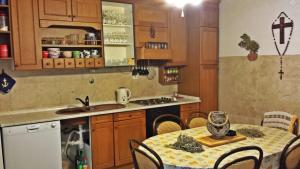 Apartment in Zlarin with balcony, W-LAN, washing machine (3813-2)