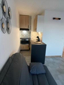 Appart. F2 apercu Port de Santa Lucia St Raphaël