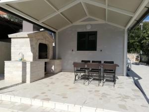 Apartment in Pirovac with sea view terrace air conditioning WiFi 49251