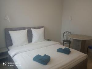 Нова і затишна квартира у центрі