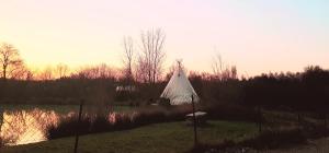 Lodges Shanti Lac Cabanes gites insolites et espace bien-etre Bordeaux : photos des chambres