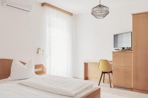 Apartment with Balcony room in Hotel Garni Villa Thermale