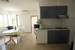 Apartment 75-5 