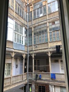 Room with quite yard view