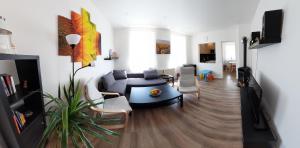 Líšný 105 celý nový dům se zahradou u Jizery a cyklo-stezky New house by Jizera river and bicycle path