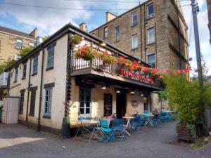 Fabulous location, One Bedroom West End Flat, just off Byres rd, close to SEC & Hydro
