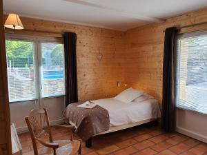 Hotels L'Escarbille : photos des chambres