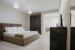 Double or Twin Room with Extra Bed room in Hotel Miki