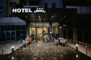 Hotel Miki