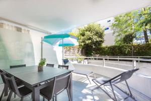 Salvy 2 bedrooms near the beach 300 meters