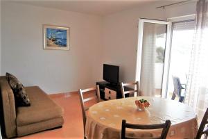 Apartment in Sevid with Seaview, Balcony, Air condition, WIFI (4755-1)