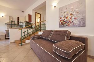Apartment in Slatine with Terrace Air conditioning WiFi 47893