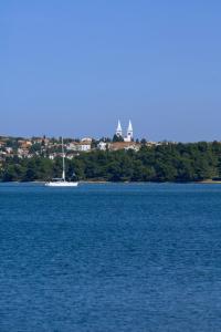 Medulin rooms with terrace, air conditioning (3488-5)