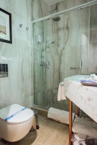Junior Suite room in Alice Place Hotel
