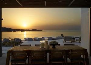 White Coast Pool Suites, Adults Only - Small Luxury Hotels of the World Milos Greece