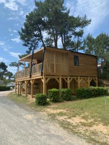 Campings Le Domaine des Pins : photos des chambres