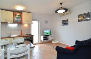 House Kristina 1203