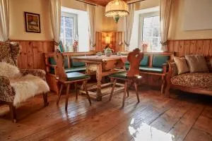 Romantische Ferienhütte Nationalpark Kalkalpen, sonnig, 2 Schlafzimmer, Wlan - Kleinreifling