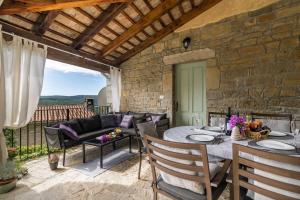 Villa Aurora