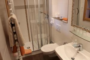 Basic Triple Room room in Gasthof Baltram