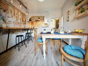 DIMORA DEL CARMINE ACQUARIO - GENOVABNB it