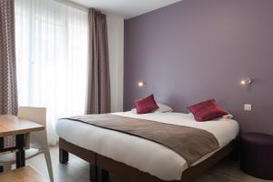 Hotels The Originals City, Hotel Notre Dame, Rouen : Chambre Double ou Lits Jumeaux Confort 