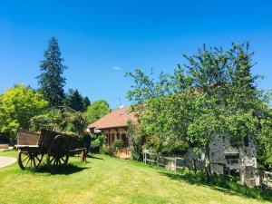 Villas La Ferme du Cayla : Appartement avec Terrasse