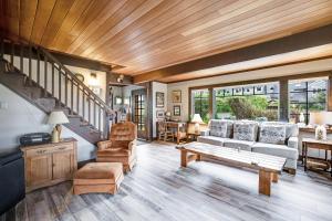 Historic Haystack Cabin