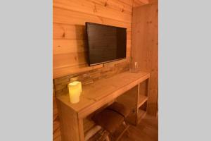 Chalets L'Elegance - SPA - Serviettes - Peignoirs - Lits faits - Menage inclus : photos des chambres