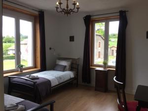 B&B / Chambres d'hotes 14-18 Meuse-Argonne : Chambre Double avec 2 Lits Doubles