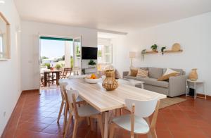 Beach villa with ocean view and rooftop cinema