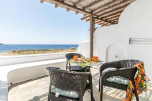 Parathyro sto Aigaio 2 - Small Suites Tinos Greece