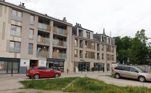 Apartament Ceglany - centrum, prywatne miejsce parkingowe, klimatyzacja