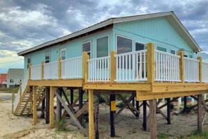 Three Bedroom House room in Beach Shack