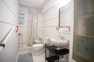 Traditional villa appartment with garden, also for gatherings ,15 minutes from Thessaloniki airport