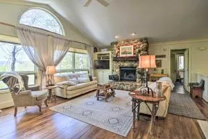 Resort-Style Harbor Springs Home Near Ski Resort! - Harbor Springs