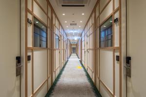 DarakHyu Yeosu Capsule Hotel by WALKERHILL