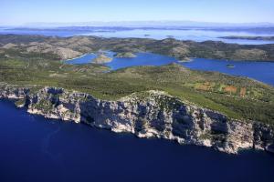 Apartment in Zaton (Zadar) with Terrace, Air conditioning, Wi-Fi, Washing machine (4814-6)