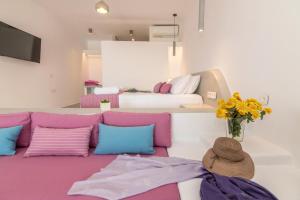 Parathyro sto Aigaio 2 - Small Suites Tinos Greece