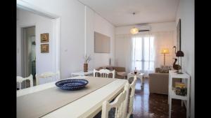 Aretis Apartment- At The Foothills Of The Castle