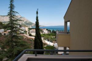 Apartment in Duce with sea view, balcony, air conditioning, Wi-Fi (132-3)