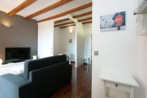 MUNTANYA - Apartments & one with Terrace next to Sagrada Familia